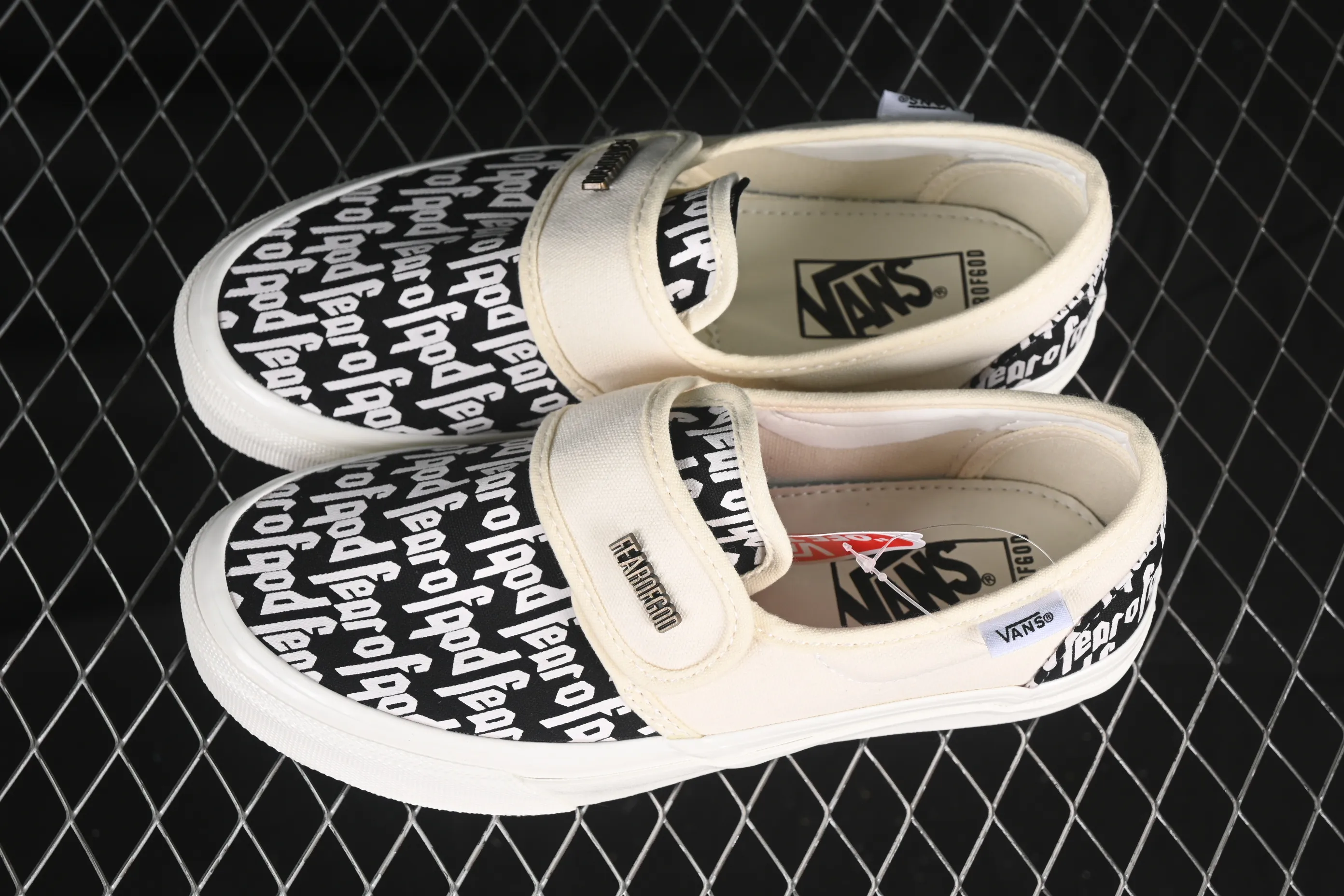 All categories Vans Vans series Vans Low Vans low-top Vans Slip-On Classic checkerboard one-legged casual sneakers VN0009QCBLE